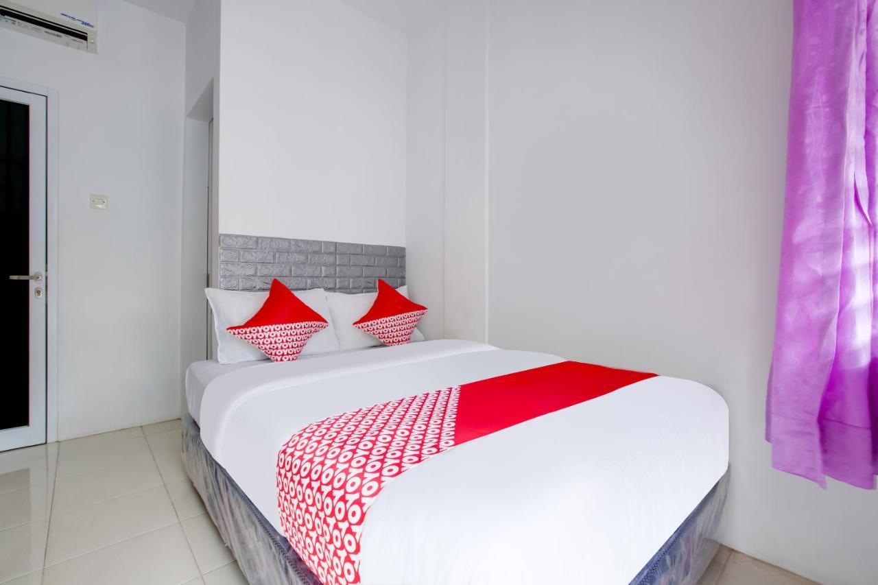Oyo 3279 Joy Residence Samarinda Buitenkant foto