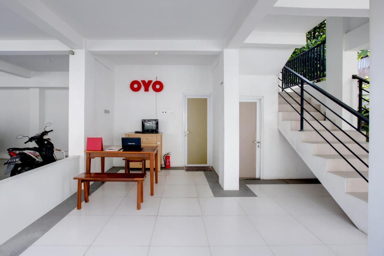 Oyo 3279 Joy Residence Samarinda Buitenkant foto