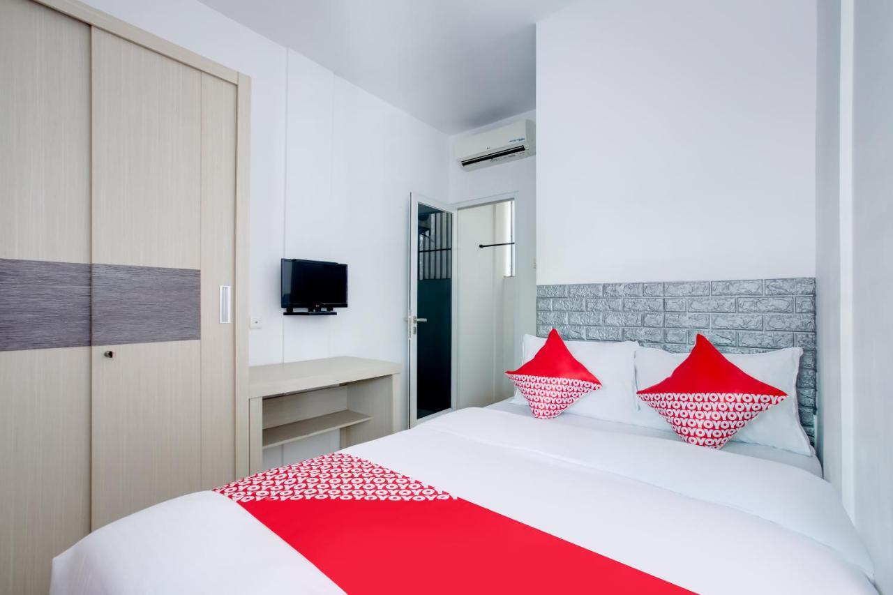Oyo 3279 Joy Residence Samarinda Buitenkant foto